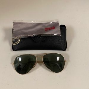 Ray-Ban Aviator Sunglasses